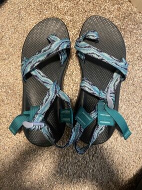 Chaco Strappy Sandals in Teal & Black size 10 never worn